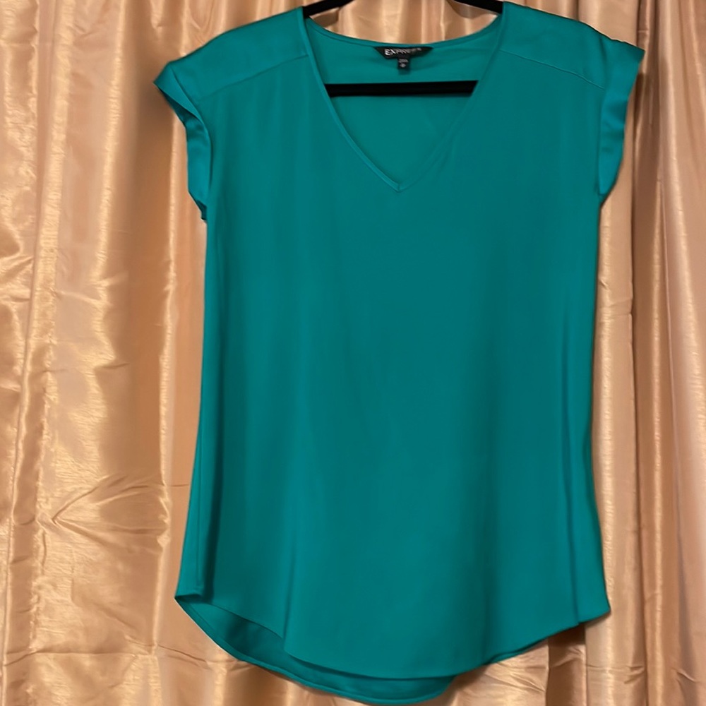 Express Silky Top
